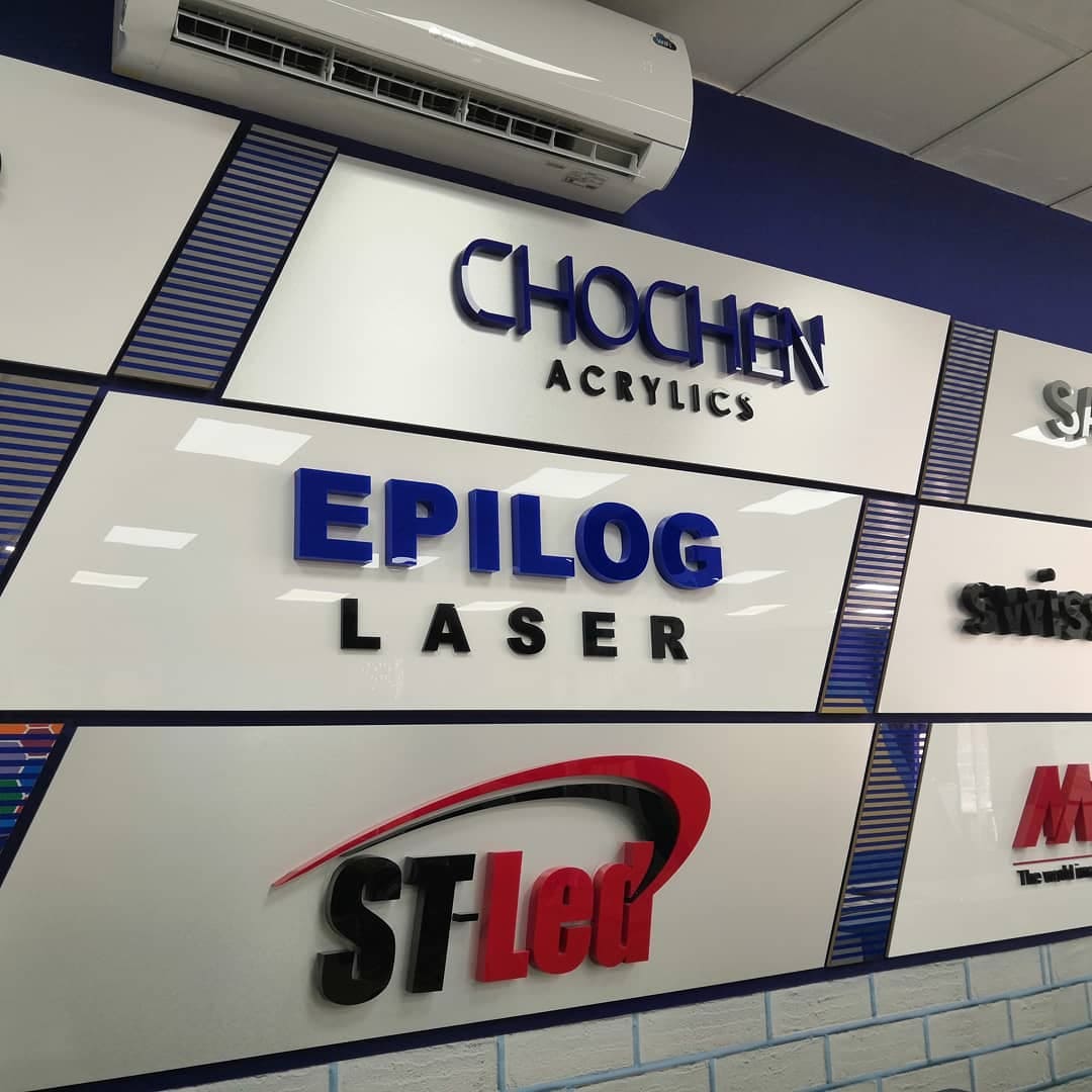 لوحات مكتبية مطبوعة - خدمات الطباعة في الرياض